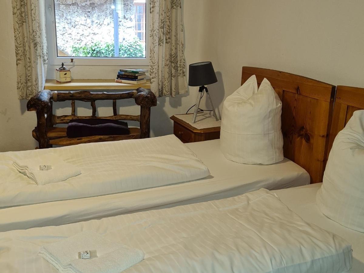 Pension Leopoldine Hallstatt Bagian luar foto
