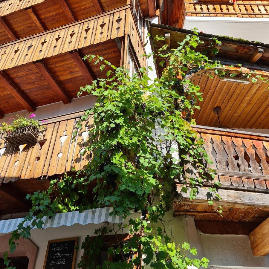 Pension Leopoldine Hallstatt Bagian luar foto