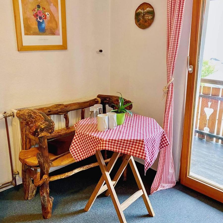 Pension Leopoldine Hallstatt Bagian luar foto